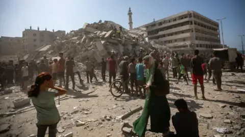 Escalated Military Assault Unfolds in the Gaza Strip
