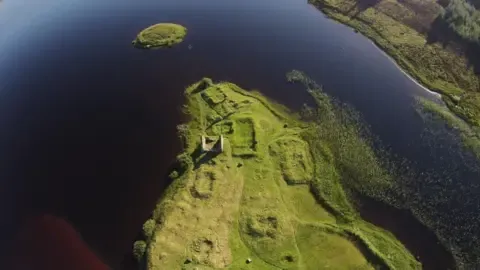 Long-Lost Royal Castle Discovered on Hebridean Island
