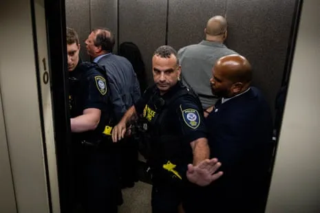 NY Legislators Detained While Preventing Ice Entryway to Federal Building